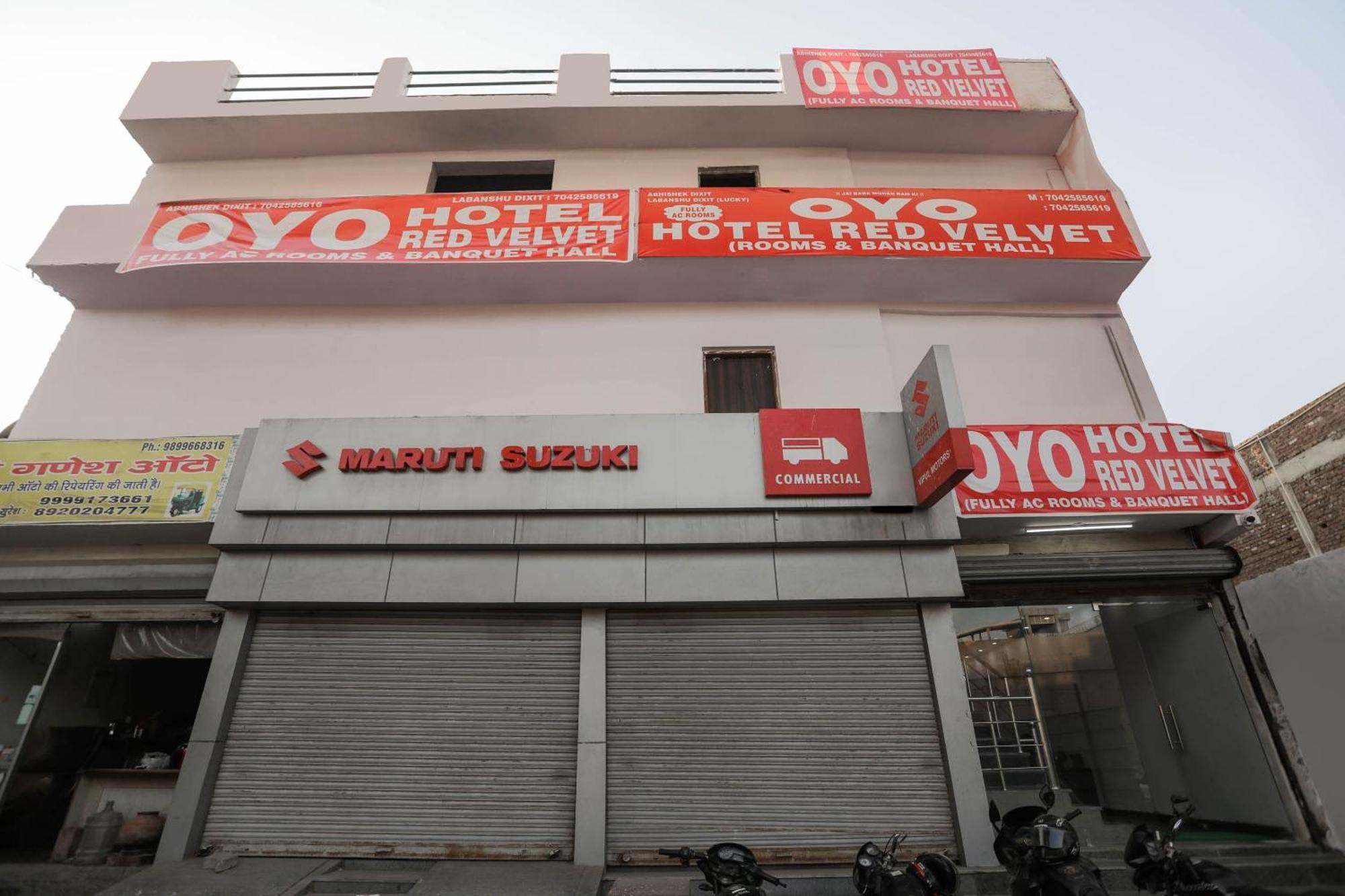 Hotel O Red Velvet Rooms & Banquet Faridabad Exterior foto